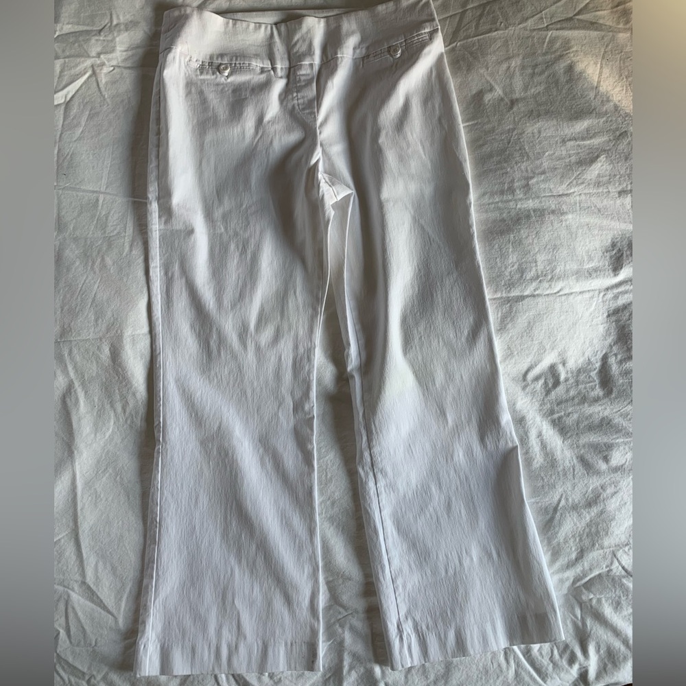 REITMANS Petite | 12P | white summer pants 75% rayon 22% nylon 3% spandex